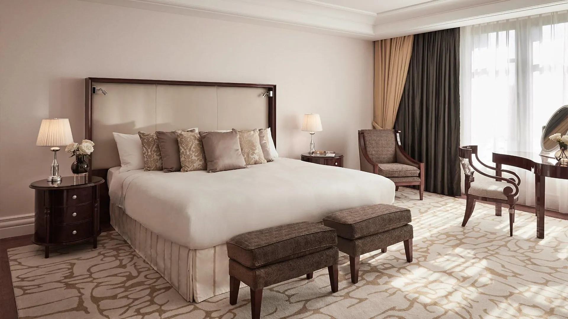 Hotel Breidenbacher Hof, Best Grandhotel 2025 - Die 101 Besten Düsseldorf
