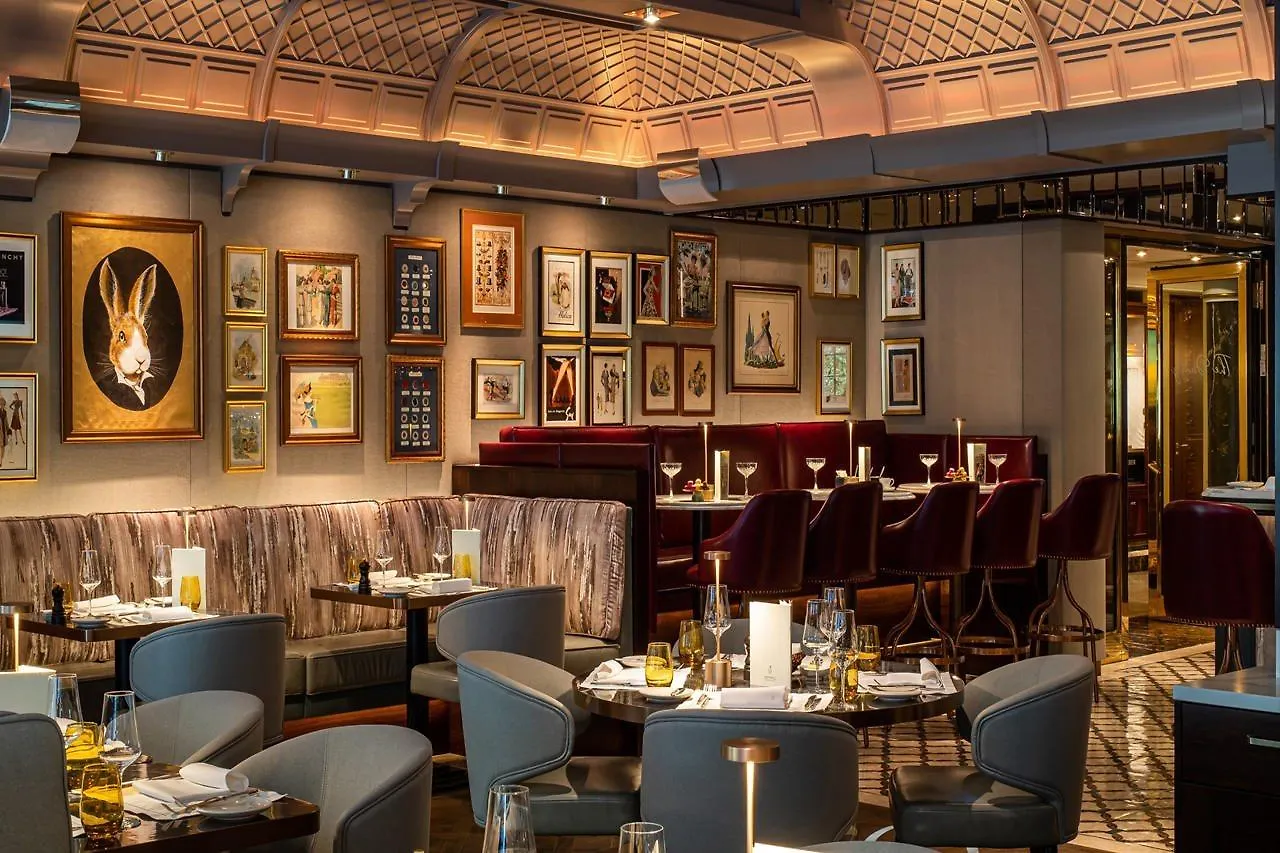 Hotel Breidenbacher Hof, Best Grandhotel 2025 - Die 101 Besten Düsseldorf
