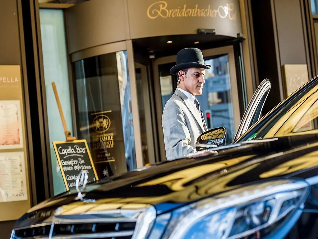 ***** Hotel Breidenbacher Hof Düsseldorf Deutschland