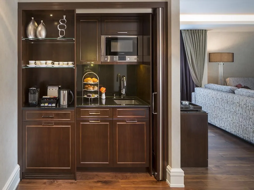 Breidenbacher Hof, Best Grandhotel 2025 - Die 101 Besten Düsseldorf Hotel