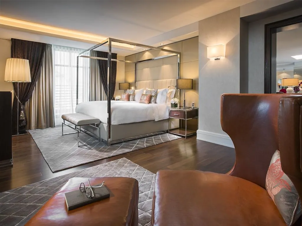 Breidenbacher Hof, Best Grandhotel 2025 - Die 101 Besten Düsseldorf 5*,  Německo