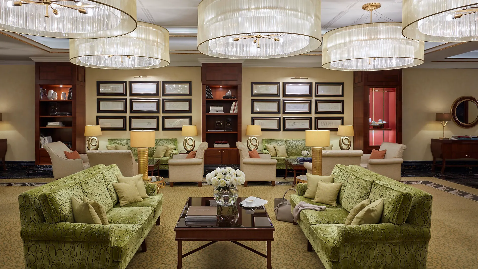 ***** Hotel Breidenbacher Hof, Best Grandhotel 2025 - Die 101 Besten Dusseldorf Germany